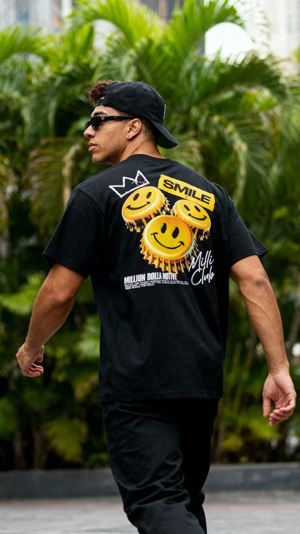 Smile Milli Club - Black T-Shirt