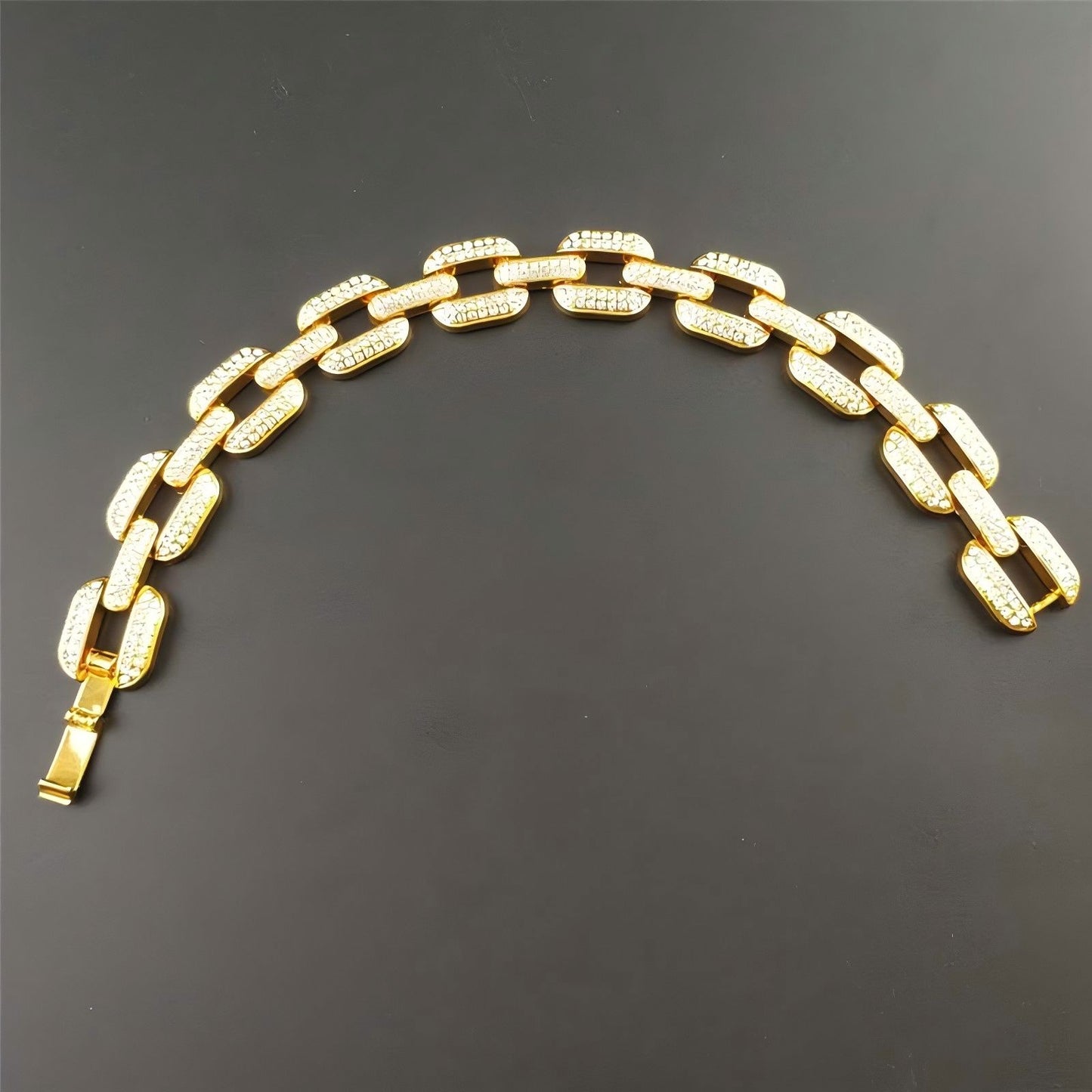 
                  
                    Box Link Bracelet - JBR-003
                  
                