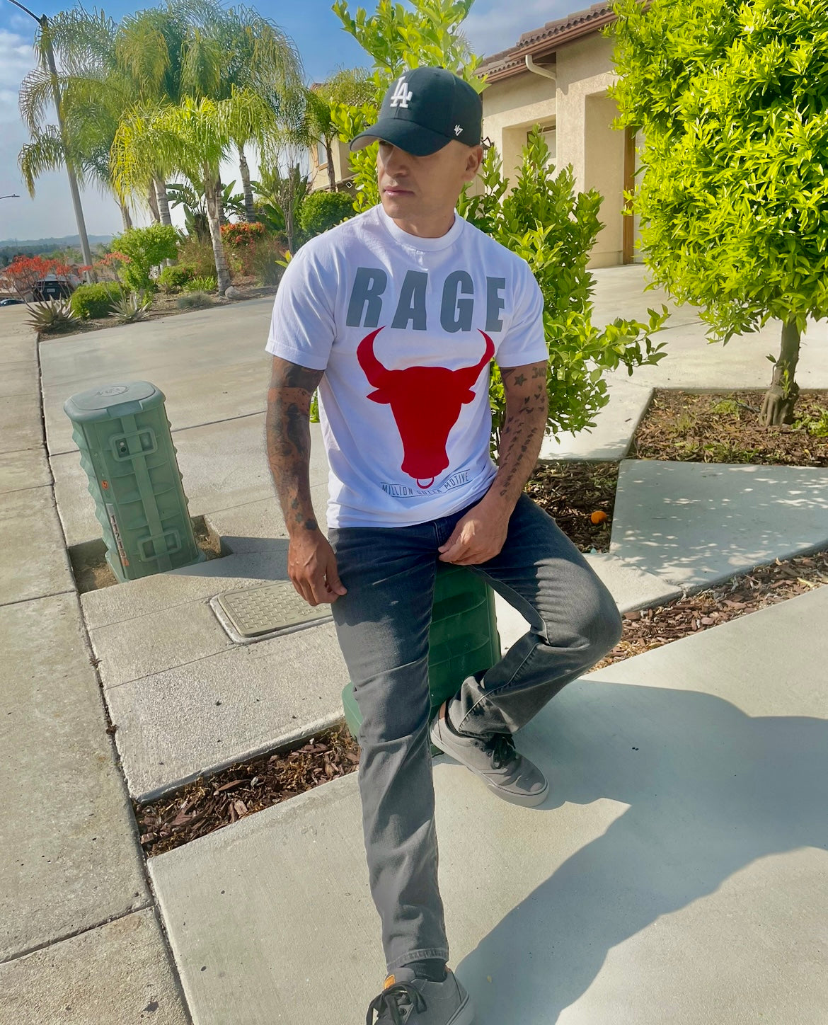 
                  
                    Rage Bull - White T-Shirt
                  
                